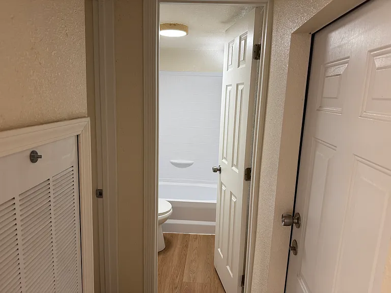 6725 Acoma Rd SE #17 — Photo 8