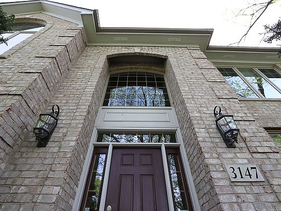 4th image of 3147 E Francis Cir