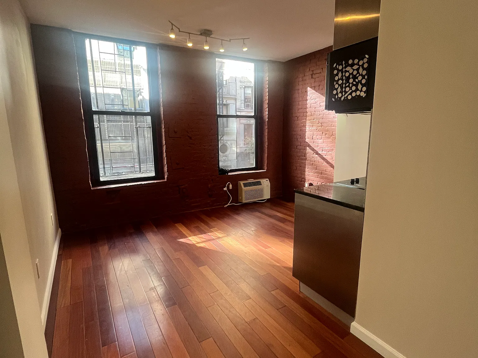 157 Rivington Street — Photo 1
