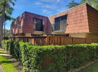 201 Live Oak Ln, Boynton Beach, FL 33436