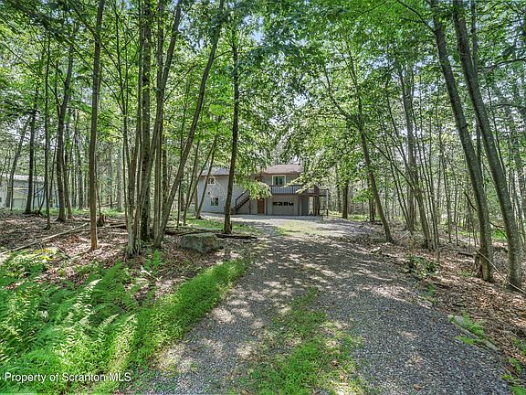 5th image of 19 Conservancy Ct