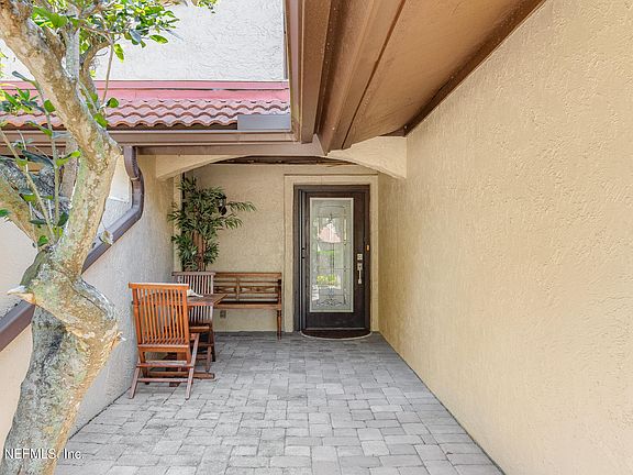 4th image of 3326 HARBOR Drive