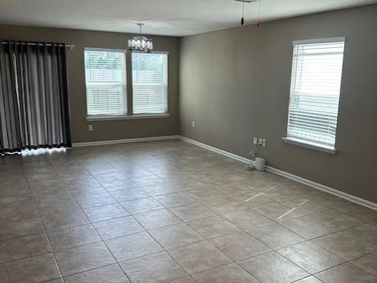9670 Freefall Rd — Photo 4