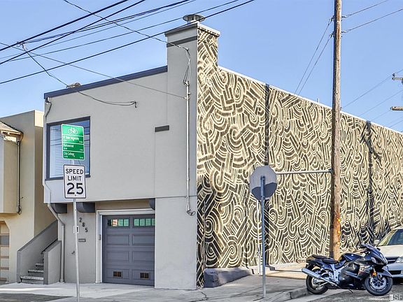3rd image of 285 Saint Charles Ave