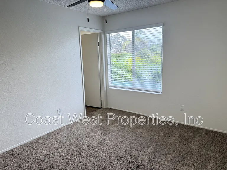 3539 Roosevelt St #E — Photo 10