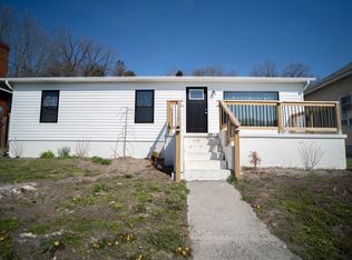 818 Pocahontas Ave, Ronceverte, WV 24970