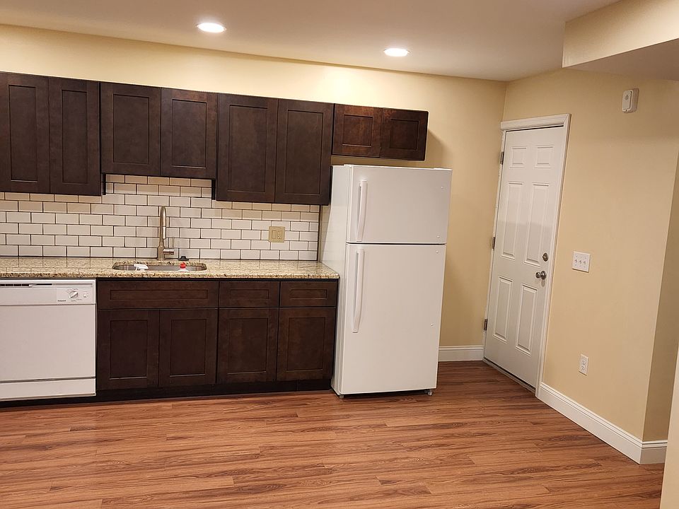 1st image of 3822-24 N 15th St #2