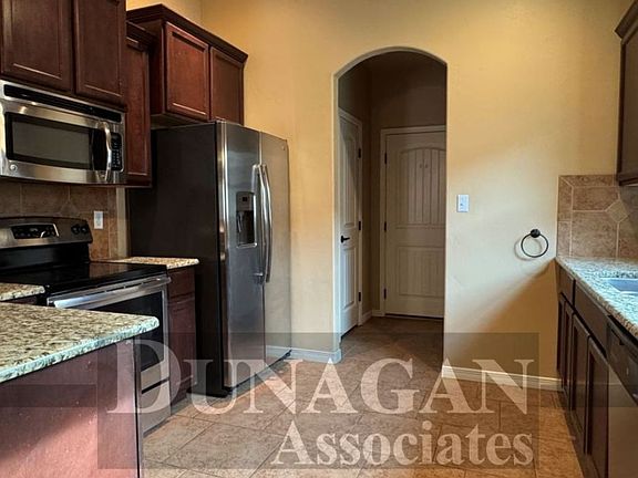 3rd image of 1819 Lanette Dr