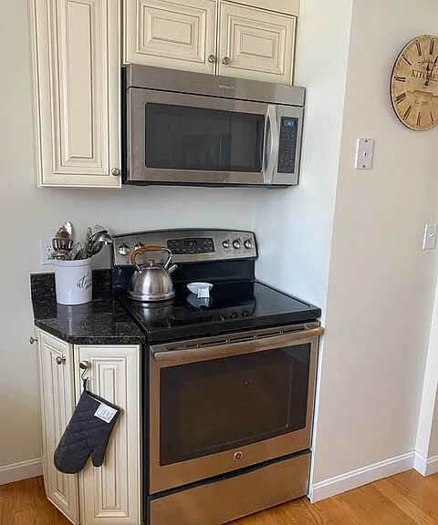 32 Prince St — Photo 11