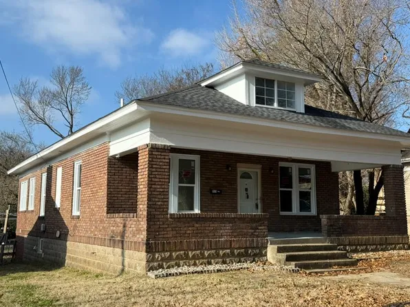 1523 Canton St, Hopkinsville, KY 42240