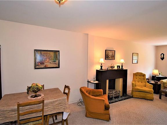 5th image of 80 William St APT 3G