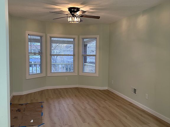5th image of 1337 W 111th St #U