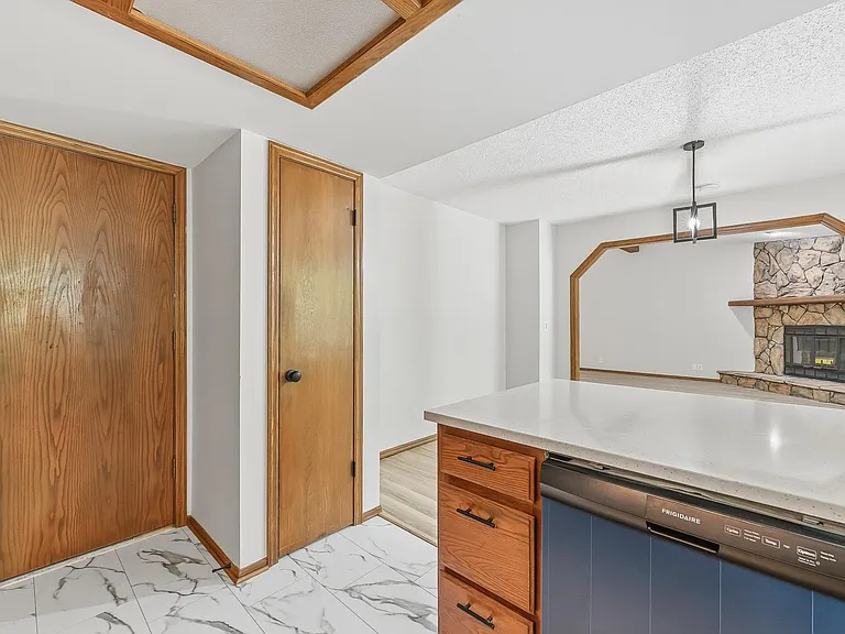 311 N Rutgers St — Photo 11