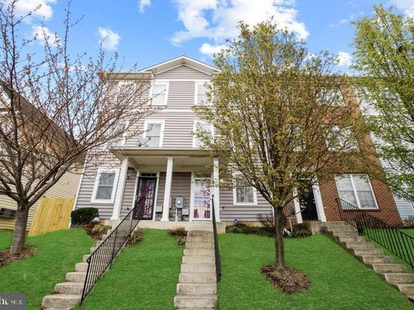 3202 15th Pl SE