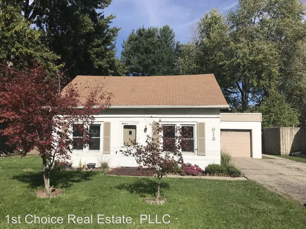 918 R G Curtiss Ave, Lansing, MI 48911