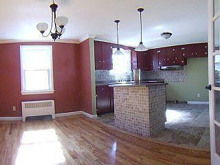 2nd image of 121 E Pershing St