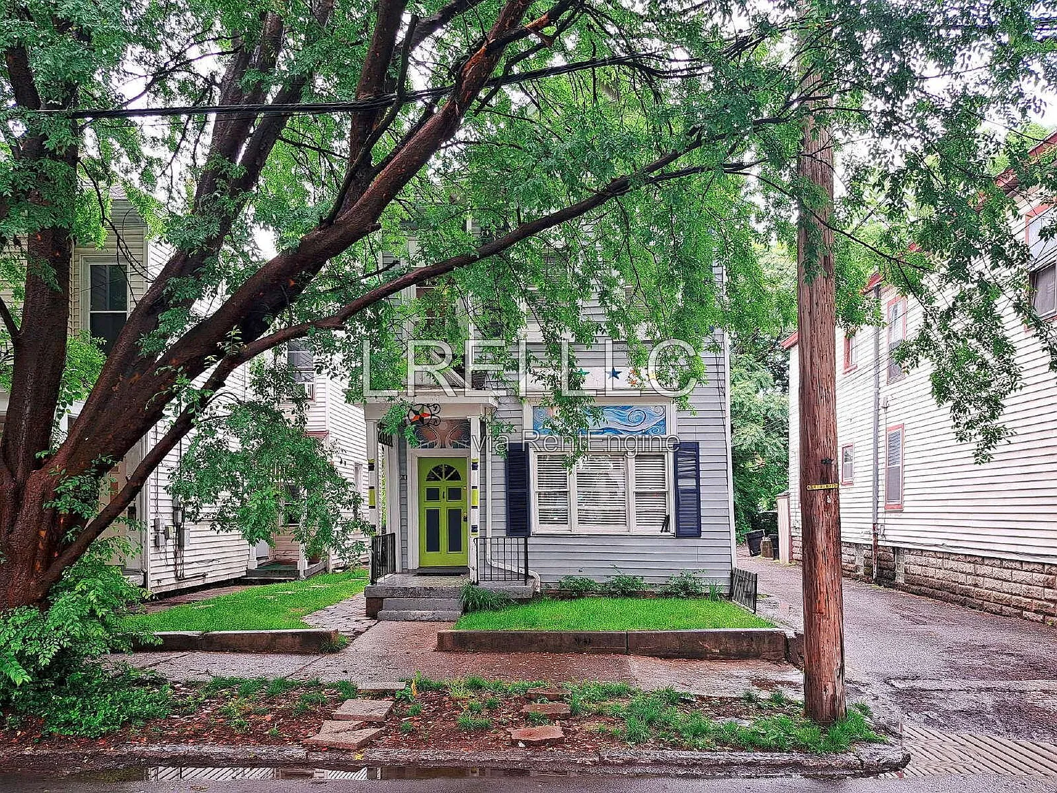 1 bed, 1.0 bath, 950 sqft, $1,295 — Photo 1