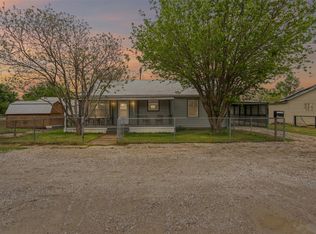 1205 SW 12th St, Mineral Wells, TX 76067