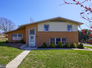 1640 Northview Rd, York, PA 17406