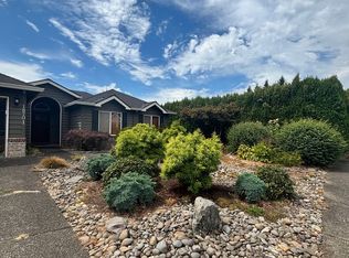 18701 Lassen Ct, Oregon City, OR 97045