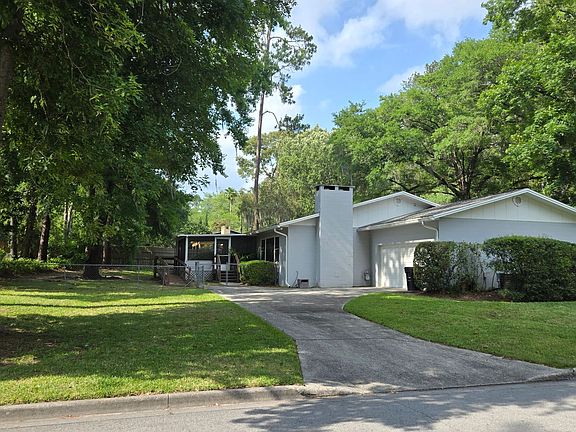 3rd image of 2418 NW 63rd Ter