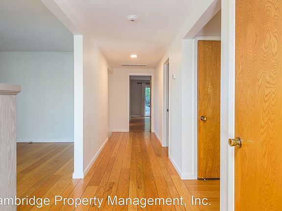 3rd image of 1253 Harrison Ave