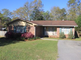 637 Glenwood Dr, Thomasville, GA 31792