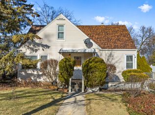 28 Wagner Dr, Northlake, IL 60164