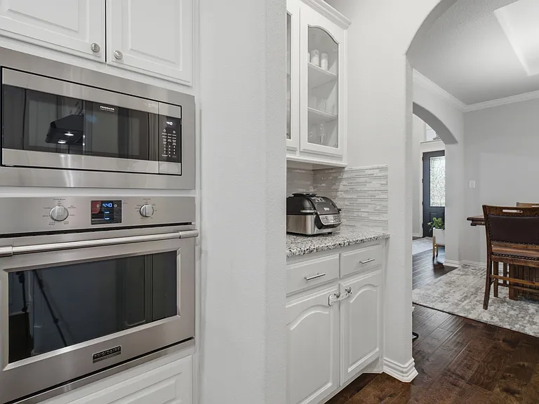 1216 Bayonet St — Photo 29