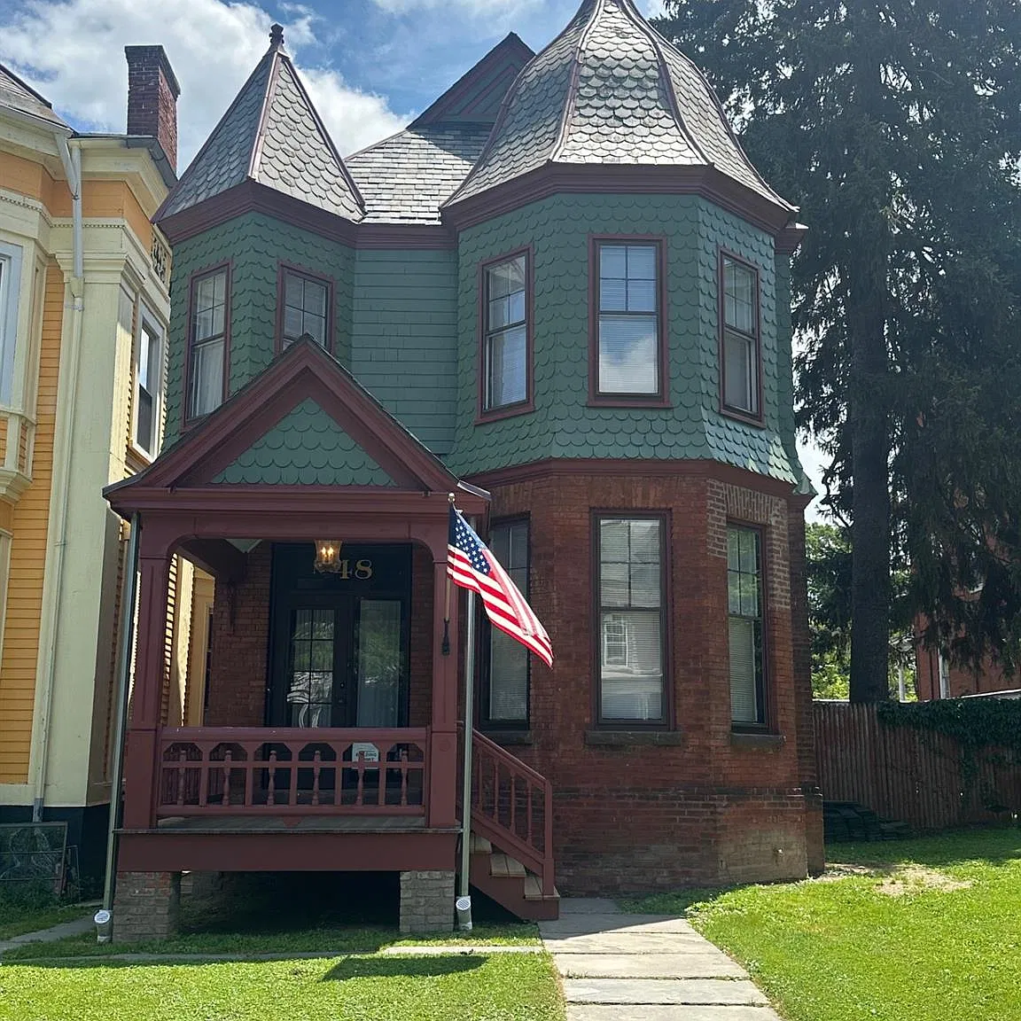 1 bed, 1.0 bath, 600 sqft, $1,700 — Photo 2