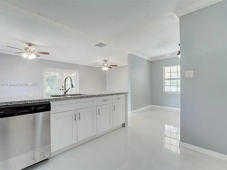 5130 SW 208th Ln #5130 — Photo 34