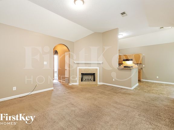 2nd image of 3931 Neyland Valley Dr