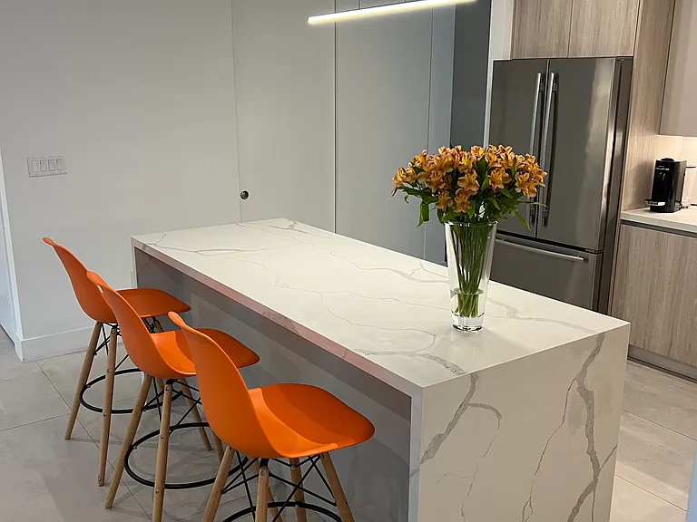 kitchen with Bar Stools