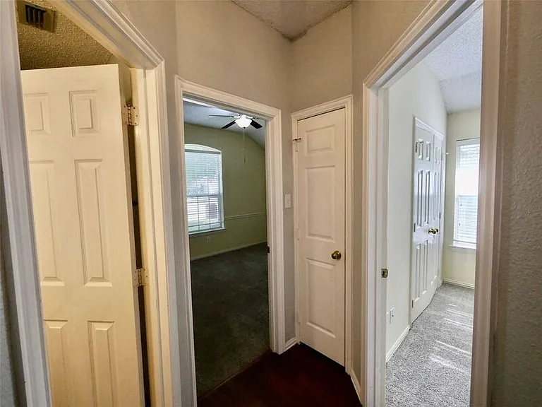 4502 Highlands Dr — Photo 21