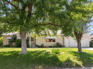 1180 Charles Dr, Reno, NV 89509