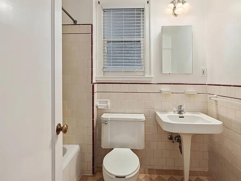 1419-1421 Oak Grove Avenue — Photo 16