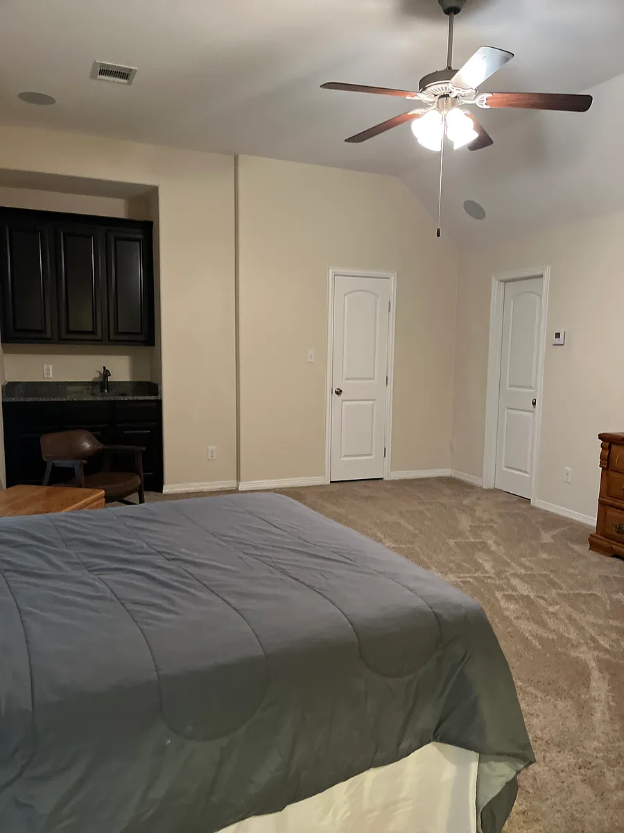 Building Photo - Woodland Meadow Dr