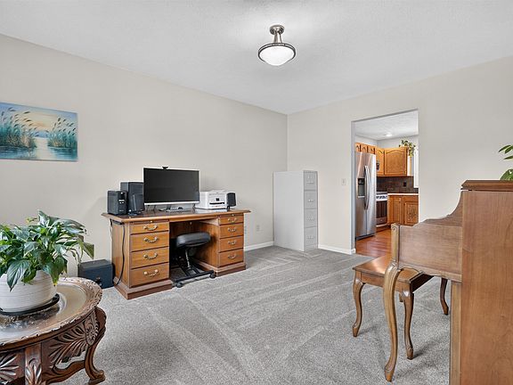 5th image of 4240 Anchor Dr