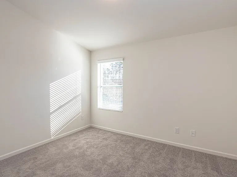 13823 Clayborn St — Photo 18