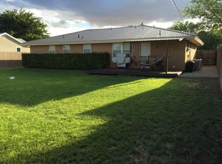 514 NE 2nd St, Seminole, TX 79360