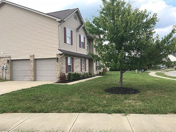 2nd image of 7108 N Chelmsford Dr