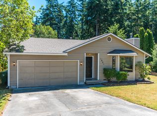 1941 NE 11th Ave, Oak Harbor, WA 98277