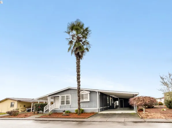 1302 Pioneer Way Space 120, Forest Grove, OR 97116