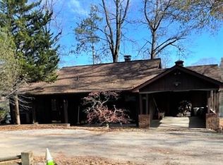 8 Saint Clair Lake Dr, Swansea, IL 62226