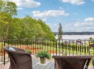 582 North Shore Blvd, Fox Island, WA 98333