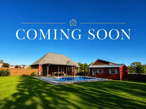 121 Golfers Cir, Portland, TN 37148