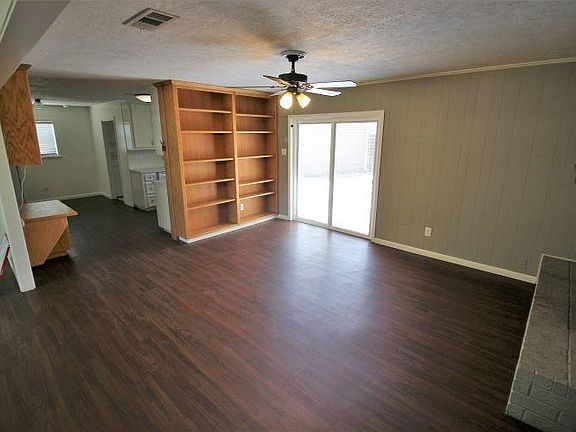 3rd image of 1806 Hondo Dr
