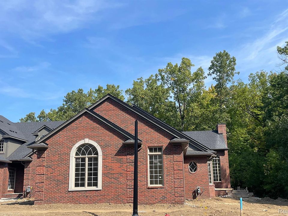 1st image of 2653 Barberry Dr