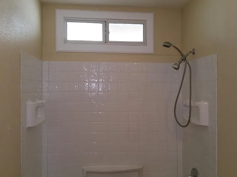 5220 N 68th Ave — Photo 11