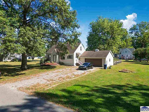 3rd image of 1810 S 30th St